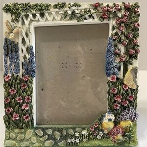Garden Frame 5 X 7 Opening W/Glass Flowers Trellis Butterflies Desktop/Hanging